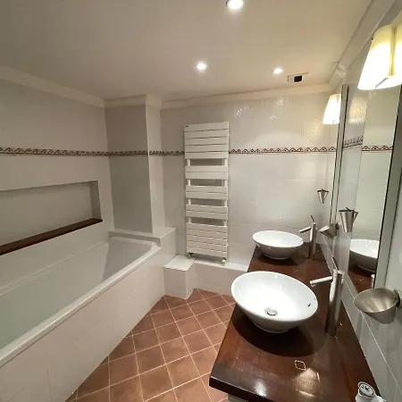 Апартаменти Penthouse Au Coeur De *
